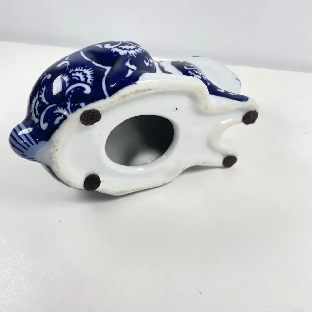 Handmade Cobalt Blue and White Porcelain Floral MMC Classical Bunny Rabbit 7x4.5